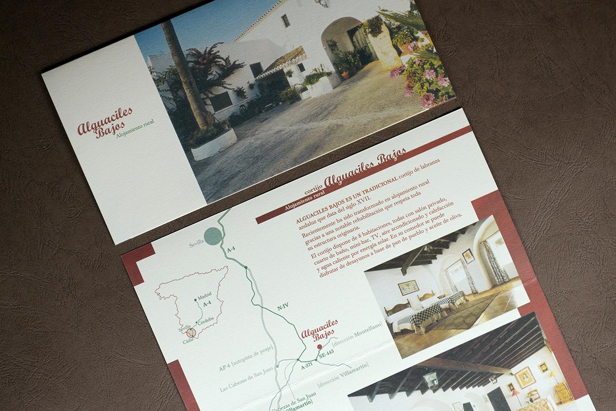 Creative-brochure-design-Alguaciles-Bajos-1