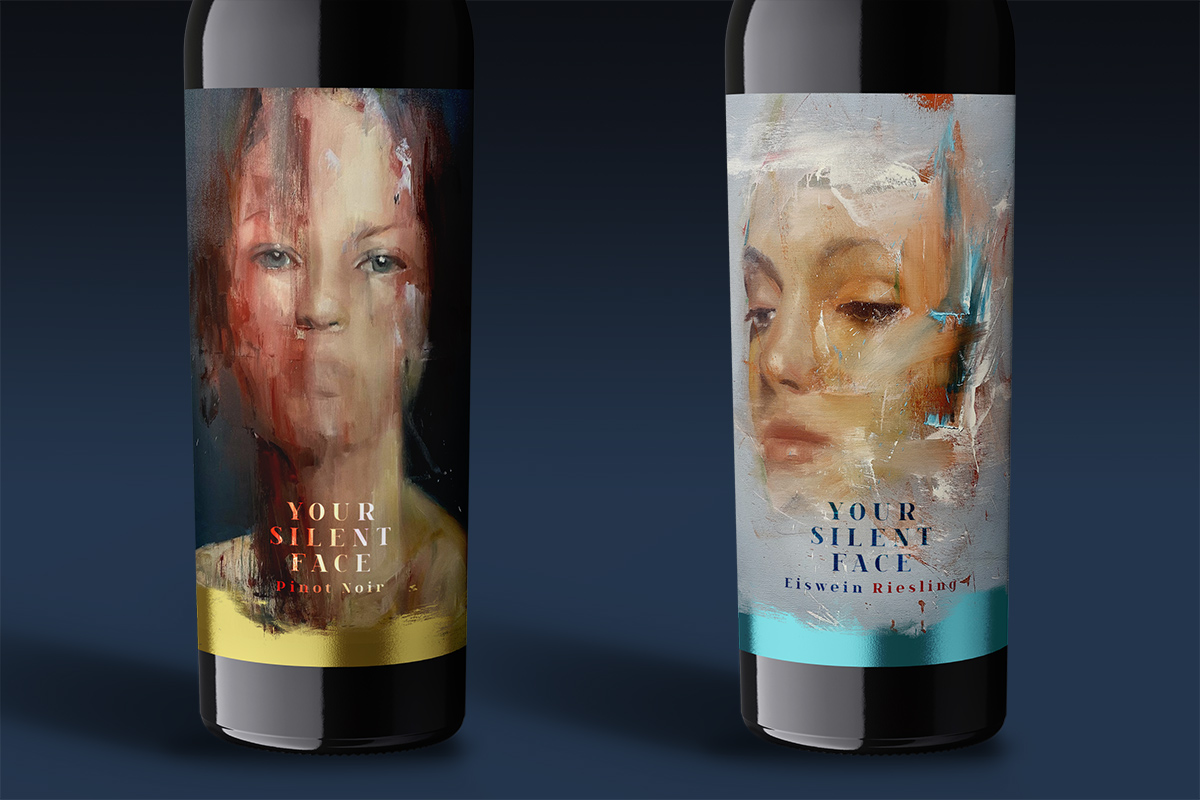 Slide del diseño de las botellas de vino para Your Silent Face. Tea for two - packaging Madrid.